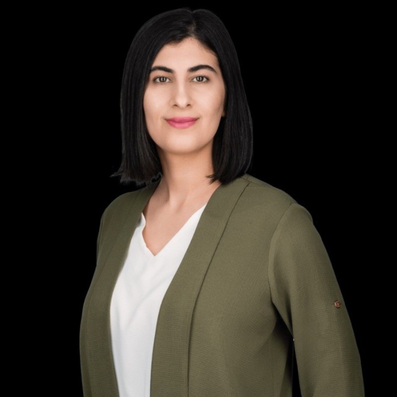 Atefeh Ghasemi headshot